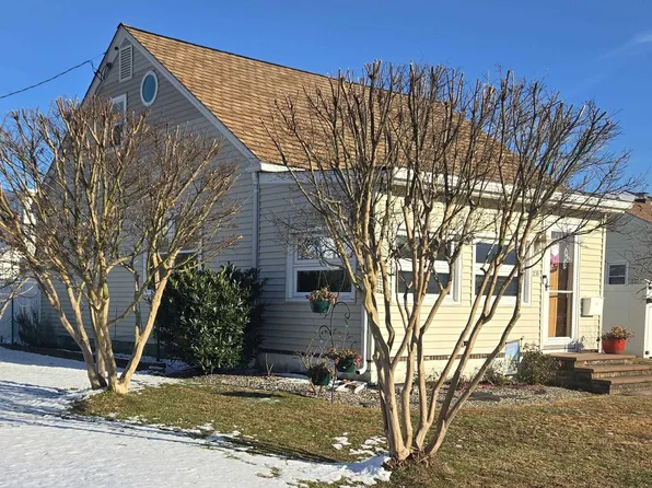 231 N Wyoming Ave, Ventnor, NJ 08406