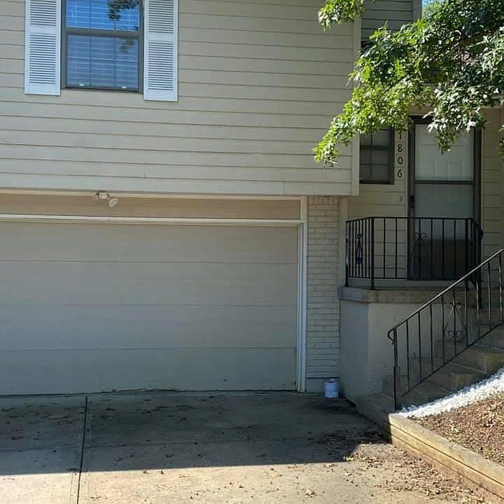 1st image of 7806 E 130th Ct
