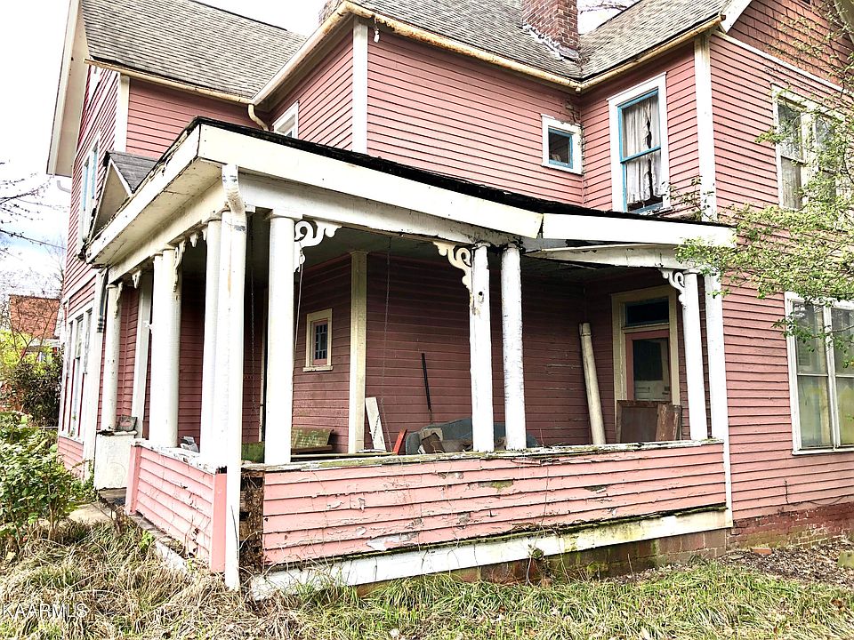 1715 Washington Pike, Knoxville, TN 37917 Zillow