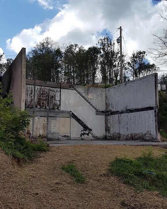 2nd image of 1103 Longview Ct