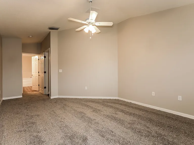 6415 Buckhead Ct — Photo 10
