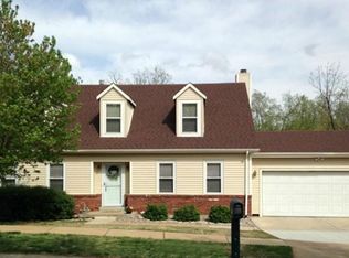 5443 Oakvilla Manor Dr, Saint Louis, MO 63129