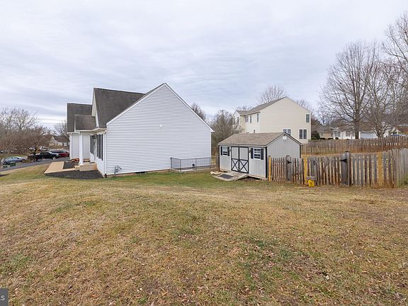 4th image of 1170 Virginia Ave