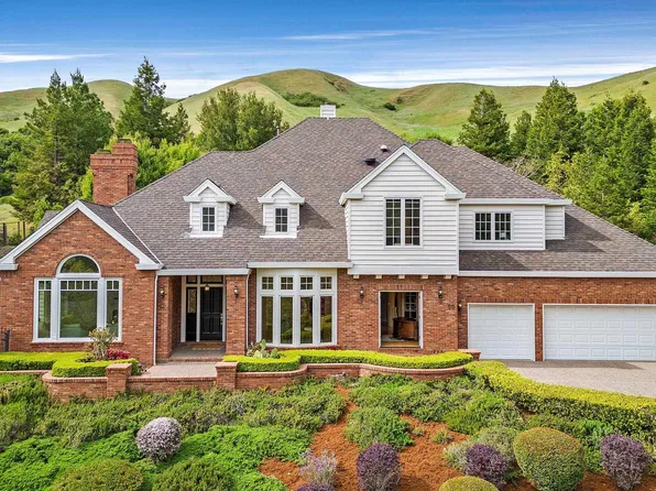 50 Merrill Cir, Moraga, CA 94556
