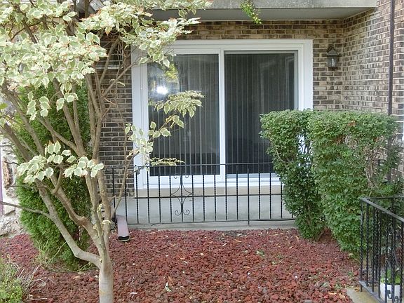 2nd image of 8932 W 140th St APT 1B