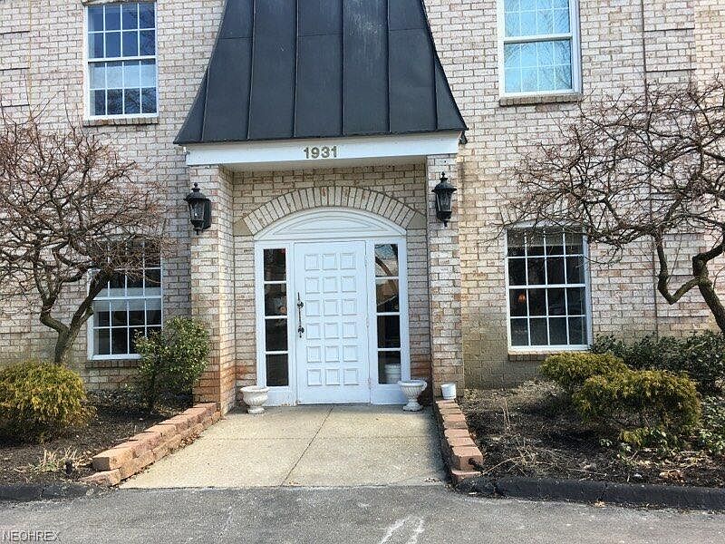 1st image of 1931 King James Pkwy APT 106