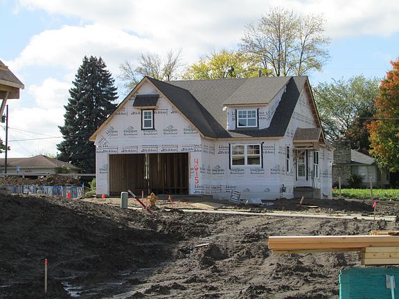 3rd image of 4615 N Alvarado Ln