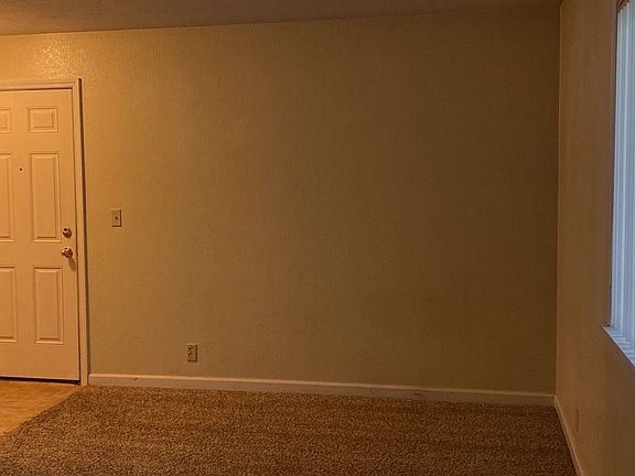 3rd image of 215-225 NW Tingley St #2253