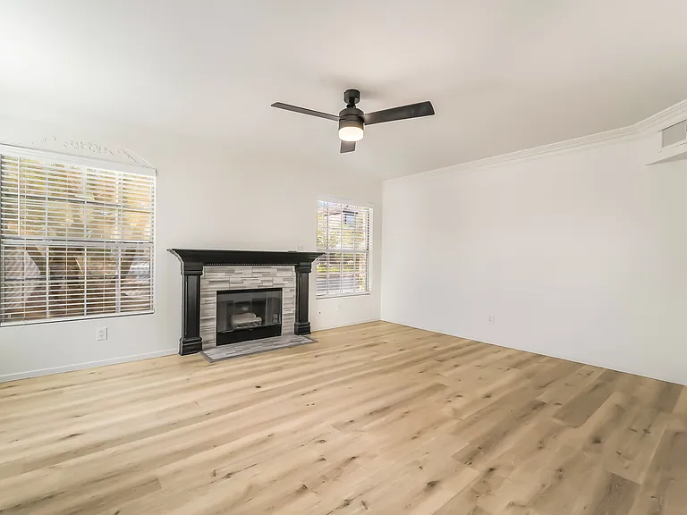 2600 Twin Pines Ave — Photo 11