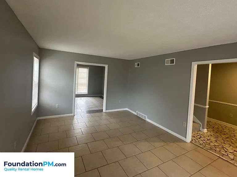 5361 Timberdale Ave — Photo 16