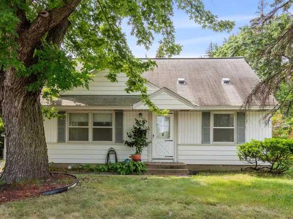 8206 Penn Ave S, Bloomington, MN 55431