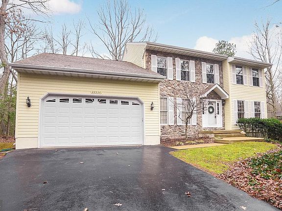2nd image of 22934 Hollyhock Ln
