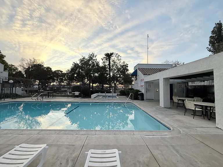 753 Park Shadow Ct — Photo 23