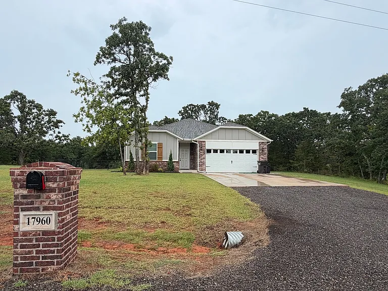 17960 Lantana Loop — Photo 1