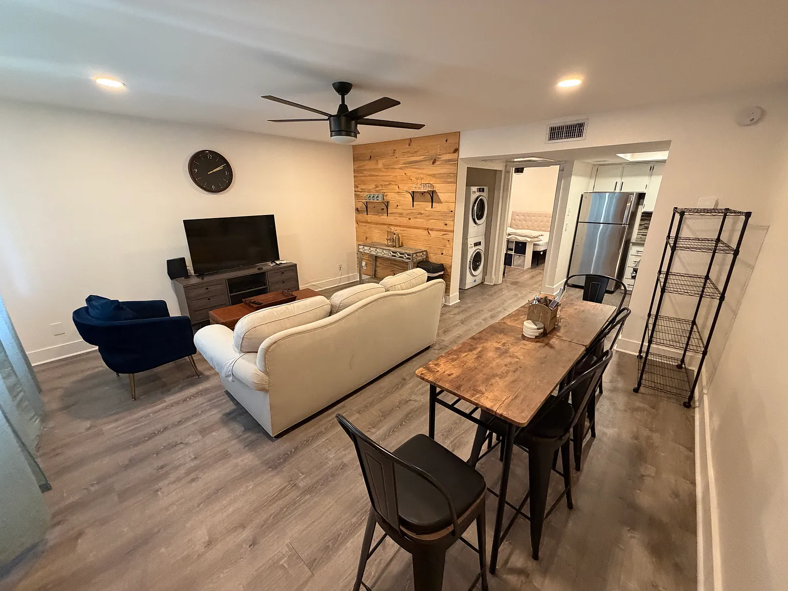 1 bed, 595 sqft, $1,995 — Photo 2