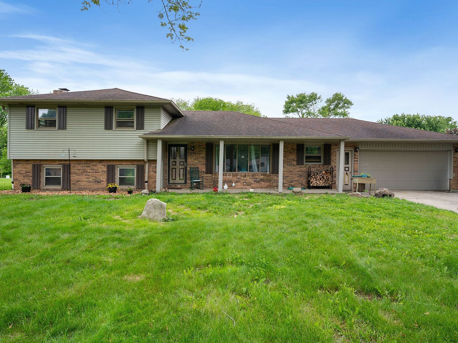 5631 N Olivia Dr, Alexandria, IN 46001 [Price Cut $600] | Zillow