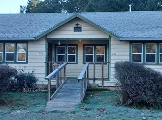 252 5th St, Glendale, OR