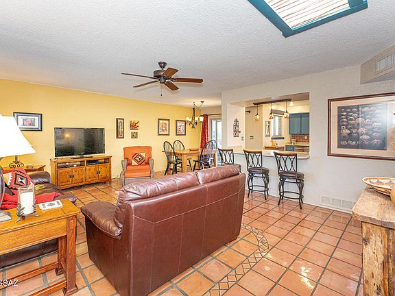 5th image of 215 W Paseo Escondido