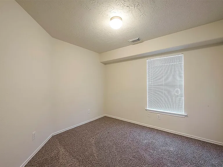 14330 Fairbuff Ln — Photo 12