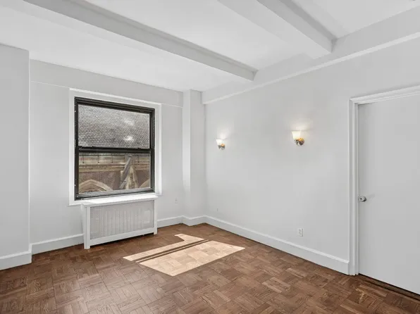 160 West 71st Street image 1 of 17