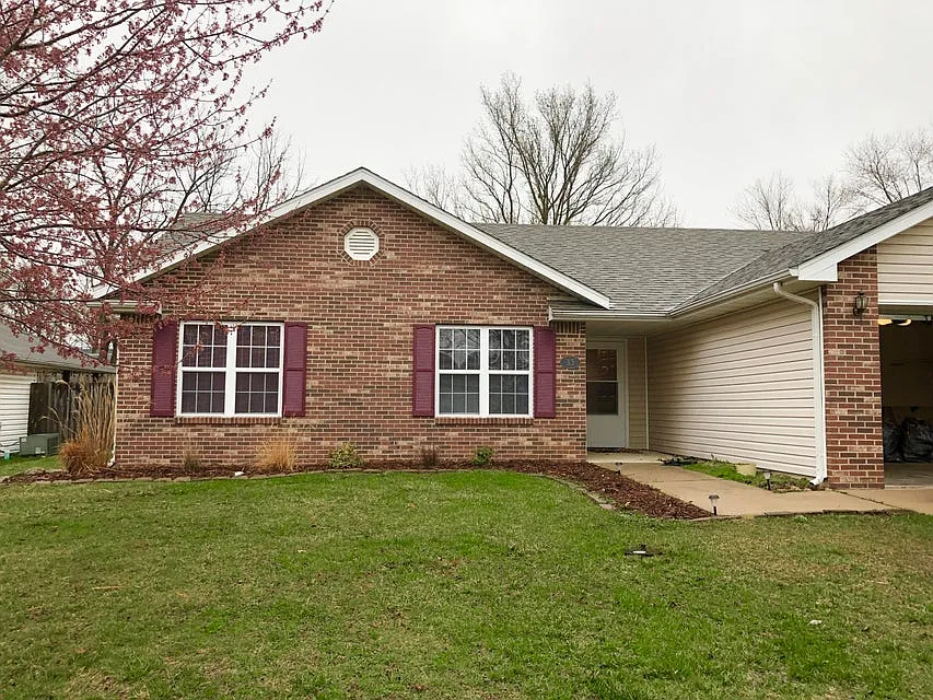33 E Southbrook Ct