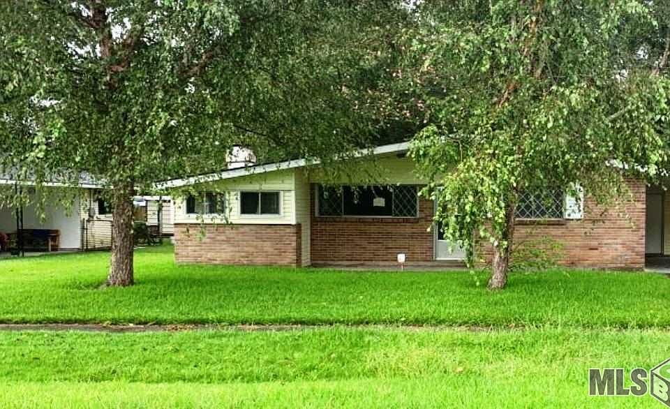 1st image of 1101 S Augusta Ave