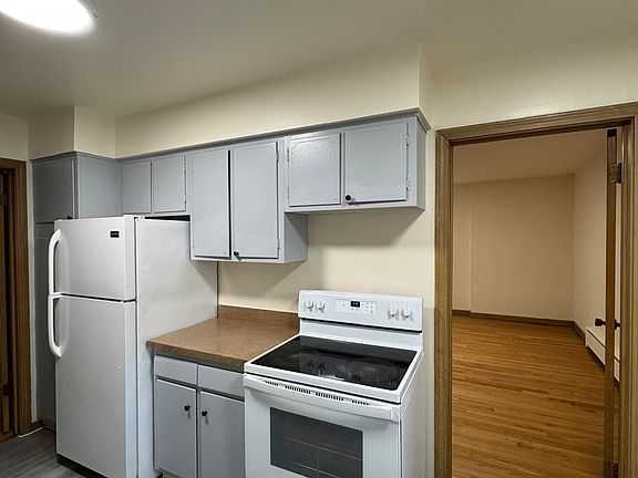 2nd image of 1512 Central St #Bb3