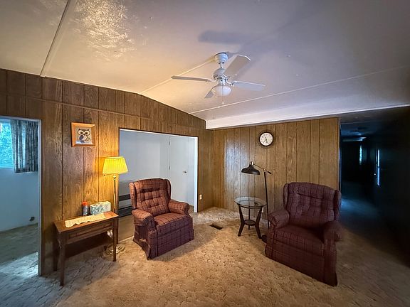 5th image of 351 Bella Vista Dr
