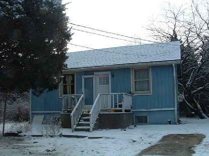 Charming Cottage on 0.5 acre