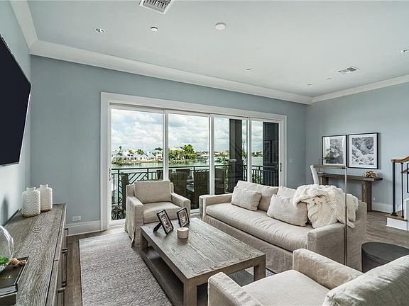 2nd image of 176 Brightwater Dr #3