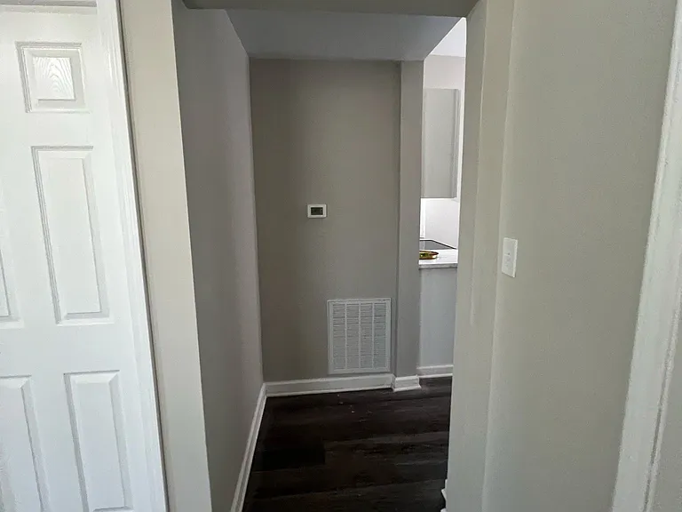 818 Salem St — Photo 8