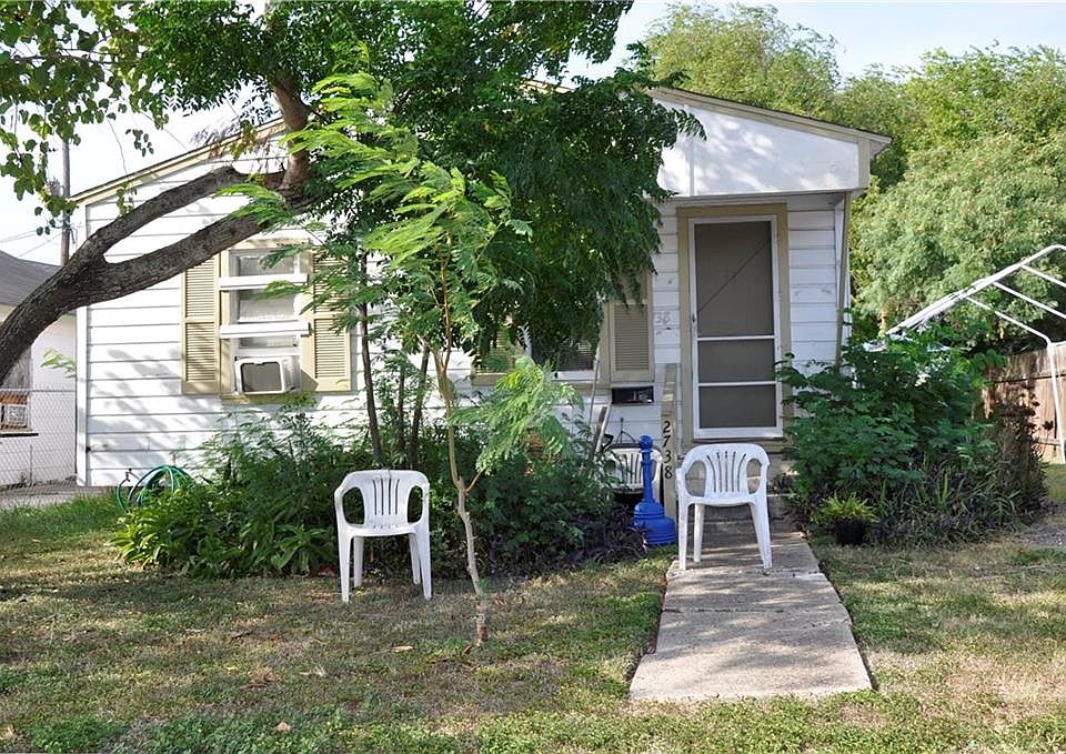 1st image of 2738 Ada St