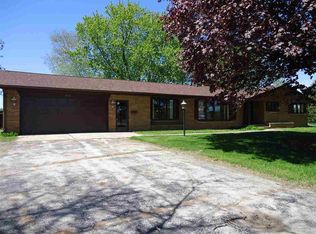 263 Hwy Y, Luxemburg, WI 54217