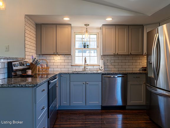 4th image of 2813 Brookdale Ave