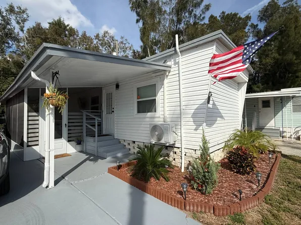 9204 66th St N, Pinellas Park, FL 33782