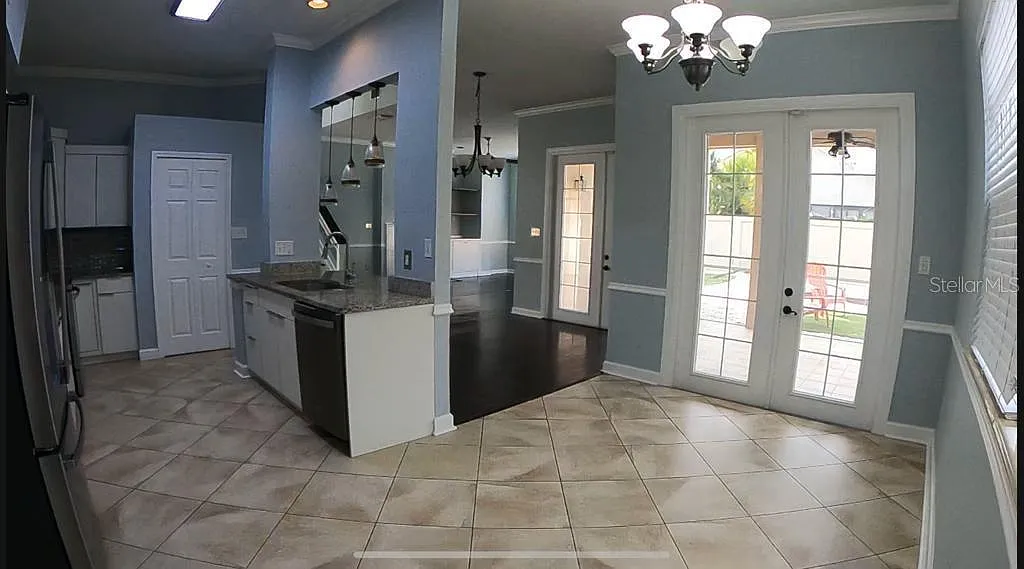 4 bed, 3.5 bath, 2381 sqft, $3,500 — Photo 3