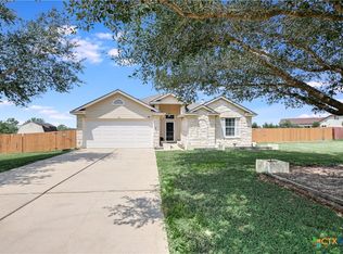 176 Hay Meadow Rd, Cedar Creek, TX 78612