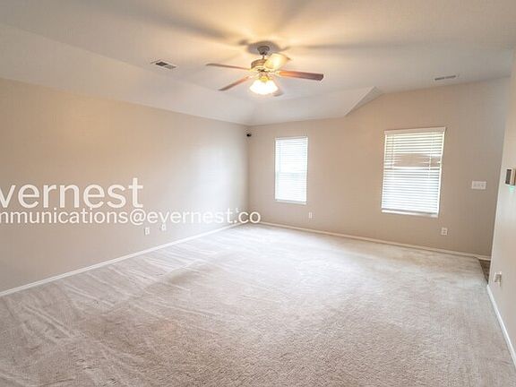 4th image of 500 Margaret Ln