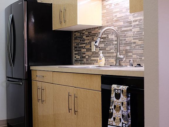 2nd image of 6208 NE 17th Ave APT 98
