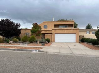 8608 Liberty Dr NE, Albuquerque, NM 87109