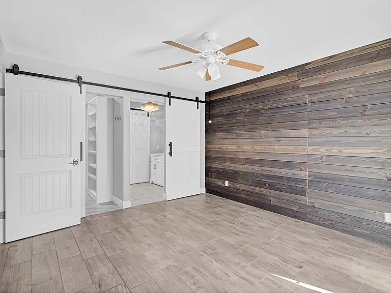 3945 E Salinas St — Photo 6