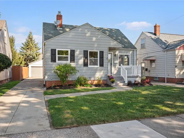 8906 Behrwald Ave, Brooklyn, OH 44144