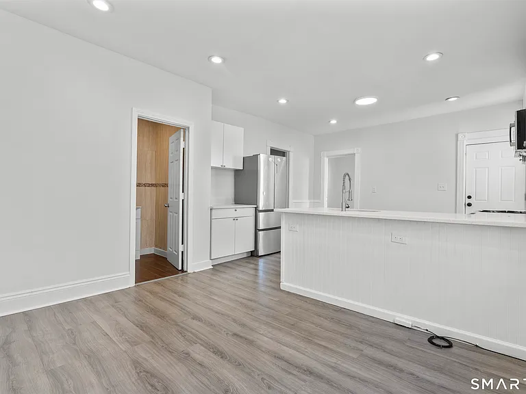 394 Gregory St #4 — Photo 6