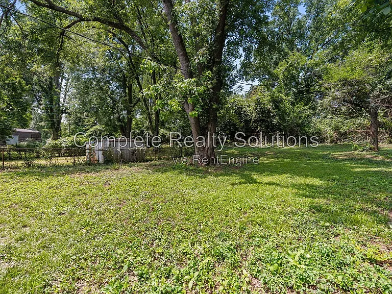 10417 Prince Dr — Photo 30