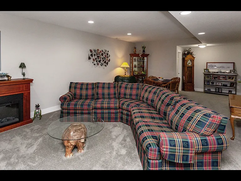 2714 NW 164th Ln — Photo 9