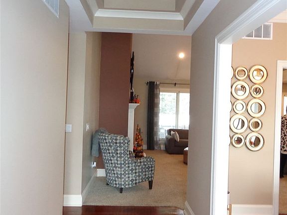 4th image of 4105 Smoky Hill Dr