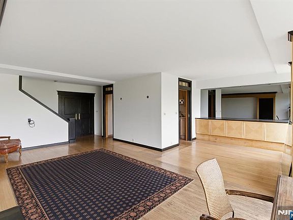 3rd image of 4 Horizon Rd APT G10