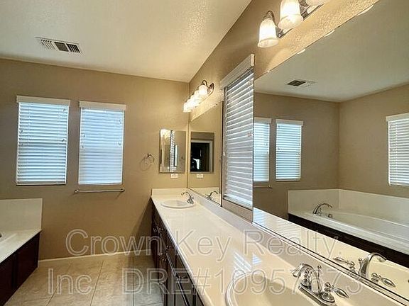 3rd image of 671 W Esplanade Dr