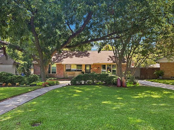 2nd image of 8727 Fawn Dr