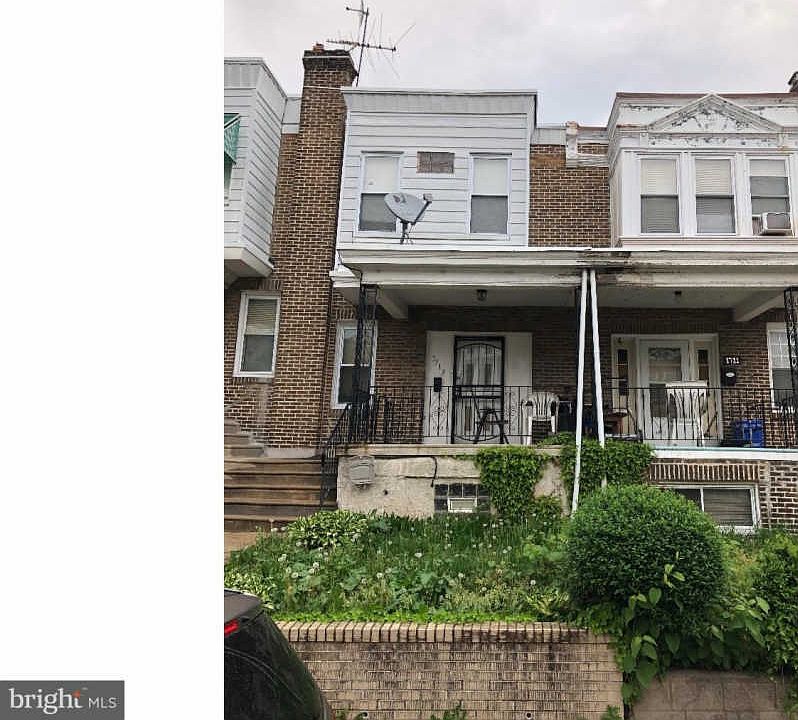 2nd image of 1713 N Peach St